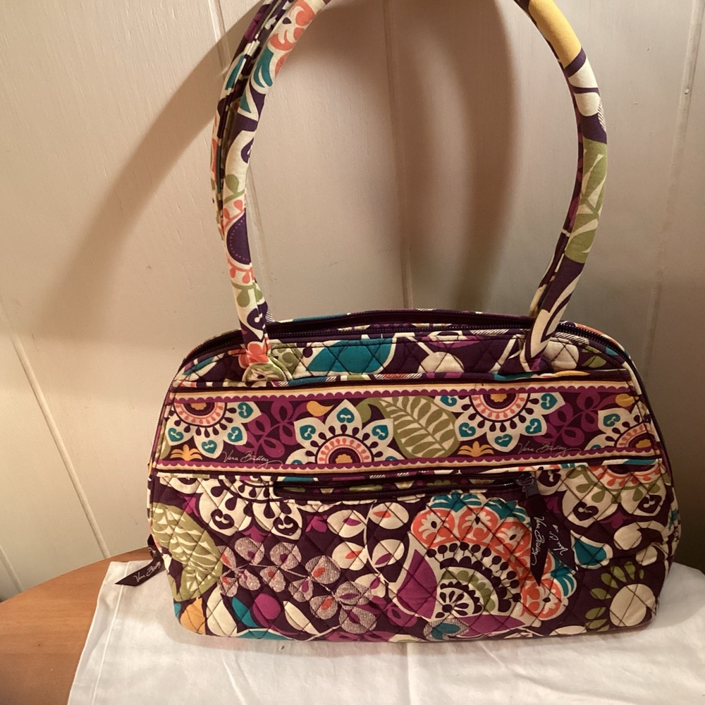 Vera Bradley large tote handbag, purse.  15.5” long 10” high.  EUC.